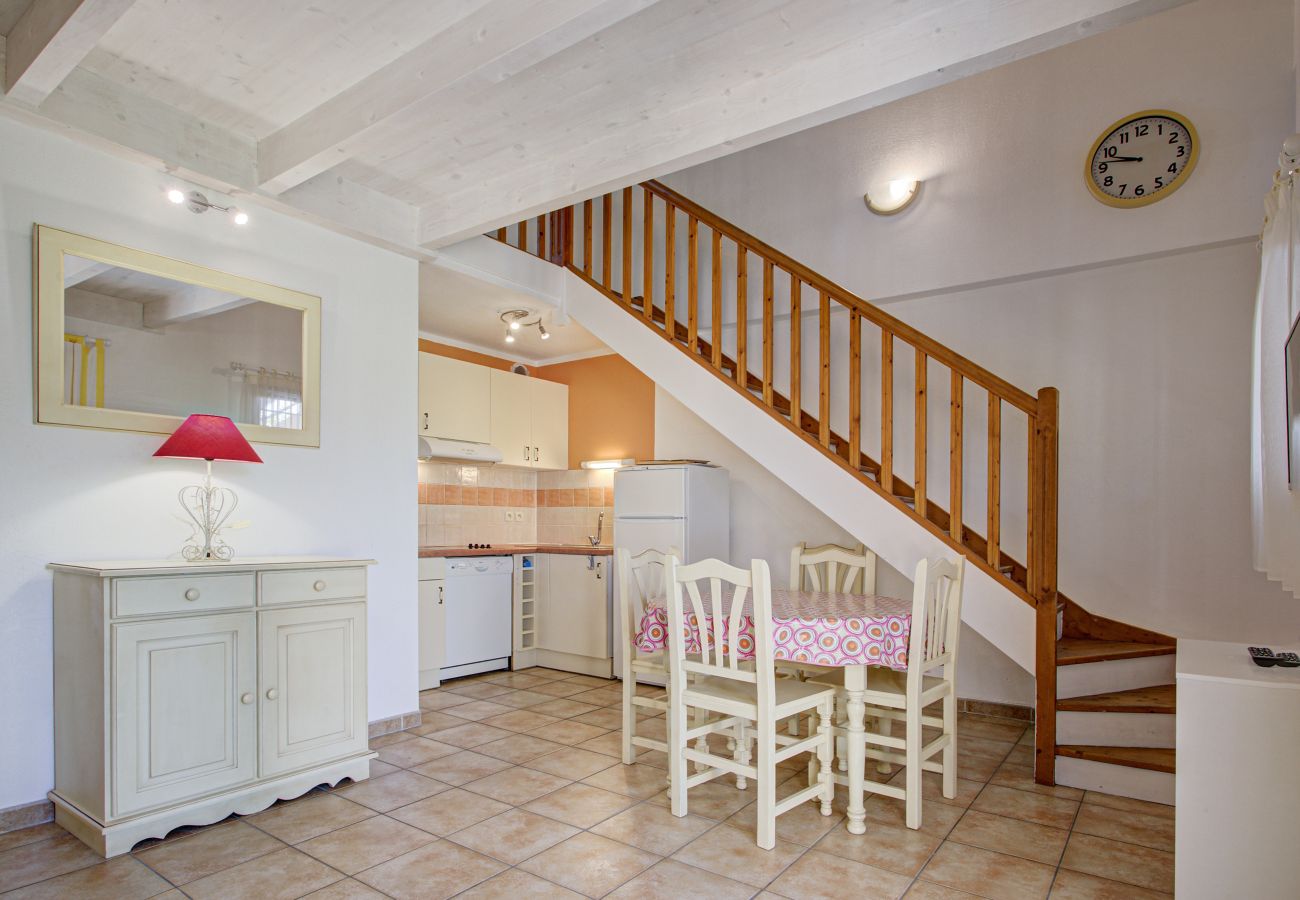 House in Homps - Villa 6 pers with garden in residence with swimming pool