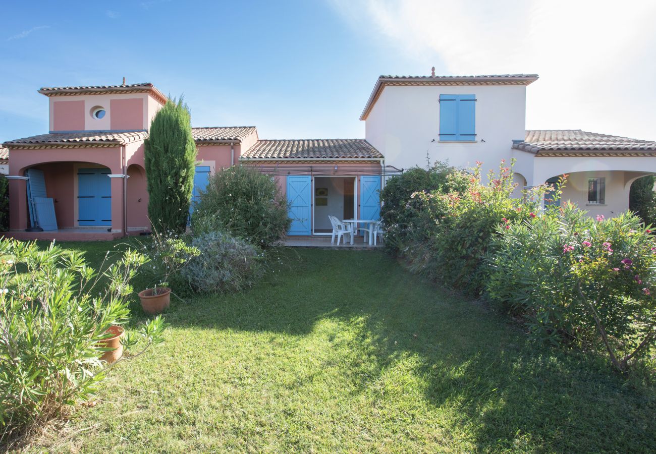 House in Homps - Villa 4 pers with garden in residence with swimming pool