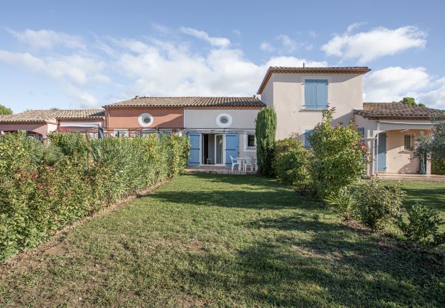 House in Homps - Villa 6 pers with garden in residence with swimming pool