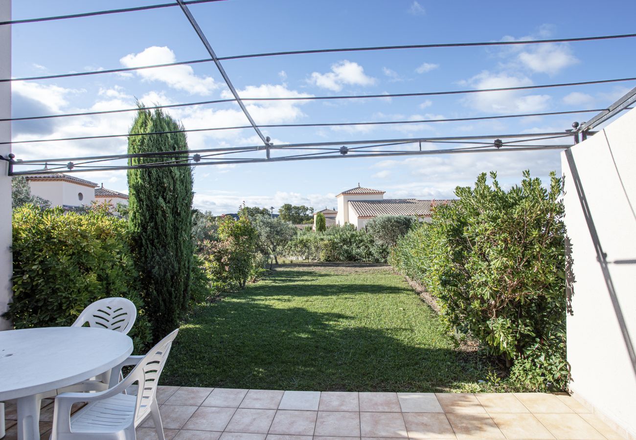 House in Homps - Villa 6 pers with garden in residence with swimming pool