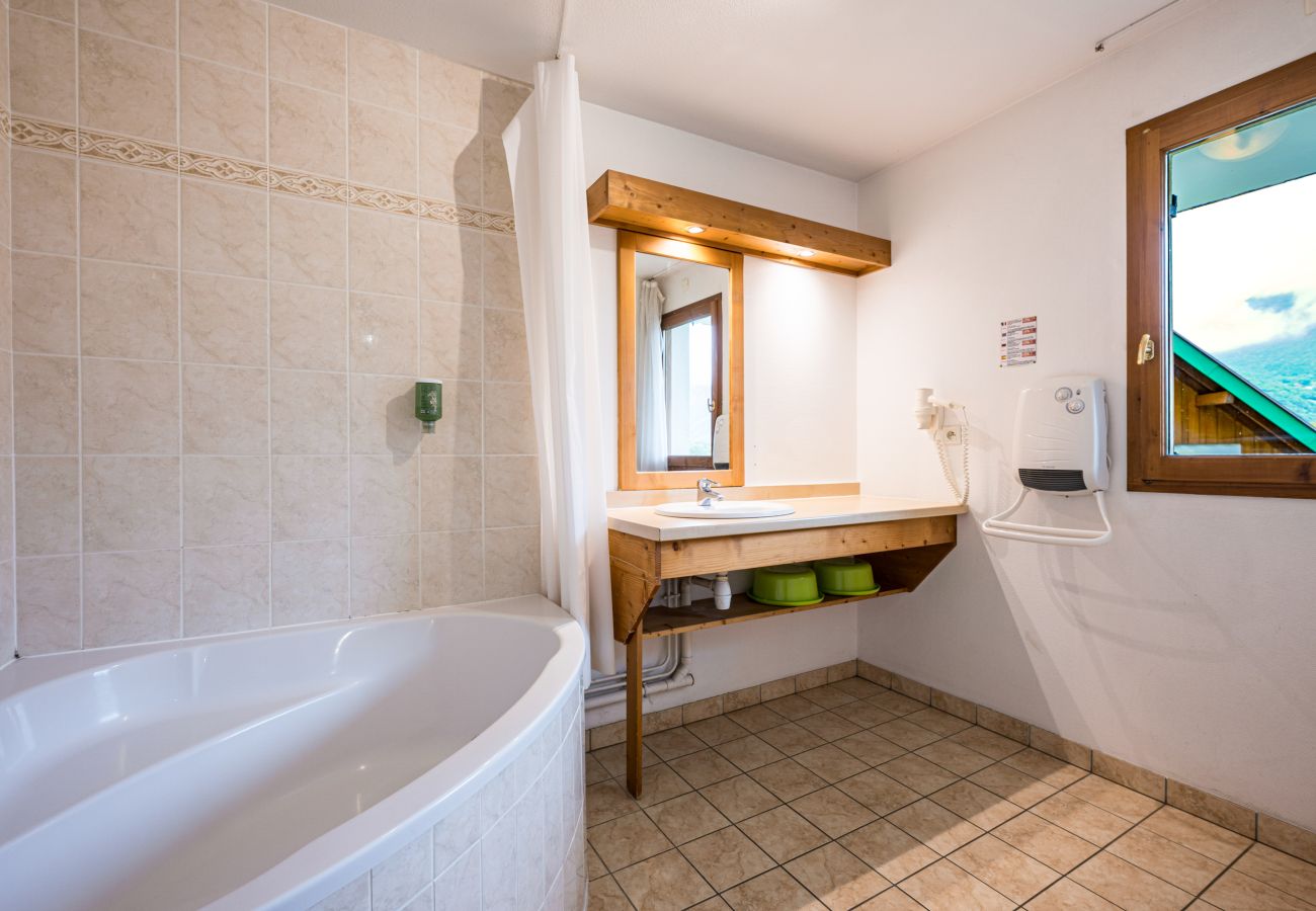 Studio in Giez - Cute studio apartment, sleeps 4, mountain view