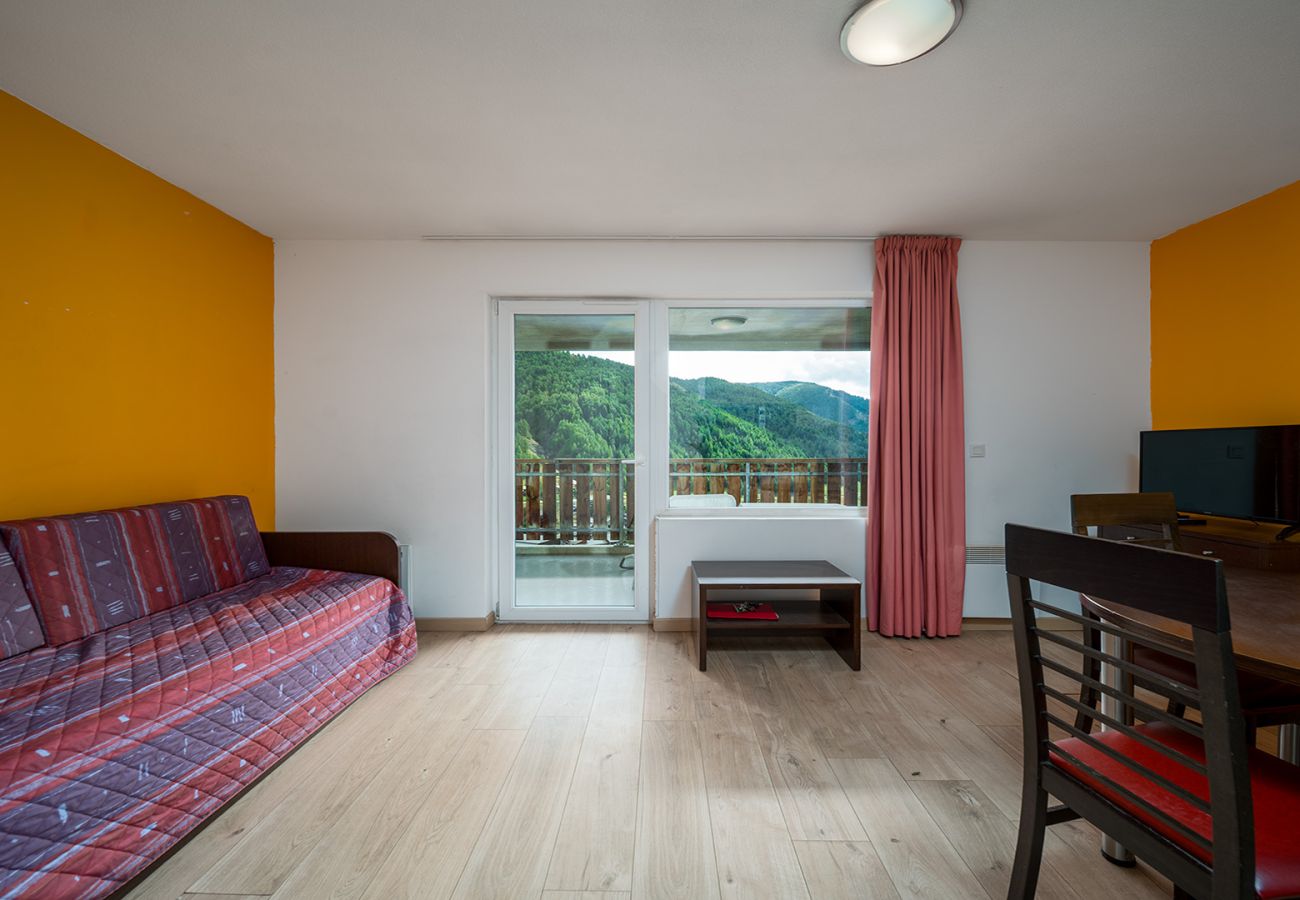 Apartment in Allos - Charming Apart for 6 near the Ski Slopes