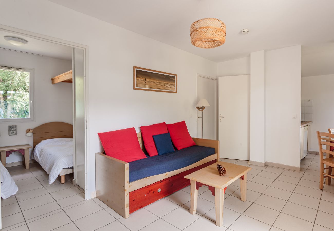 Villa in Ondres - Charming House for 6 in Residence with Pool