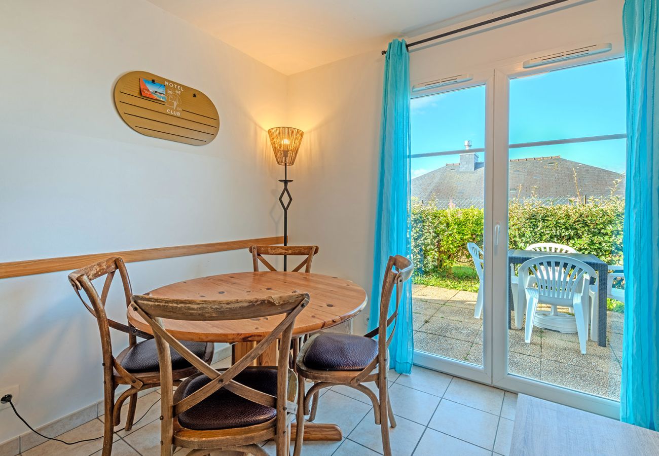 House in Saint-Nic - Cottage for 4 pers in a residence with pool