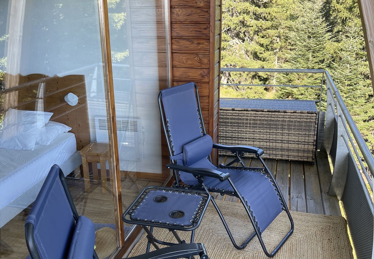 Apartment in Chamrousse - Nice Apt for 6 pers near the slopes