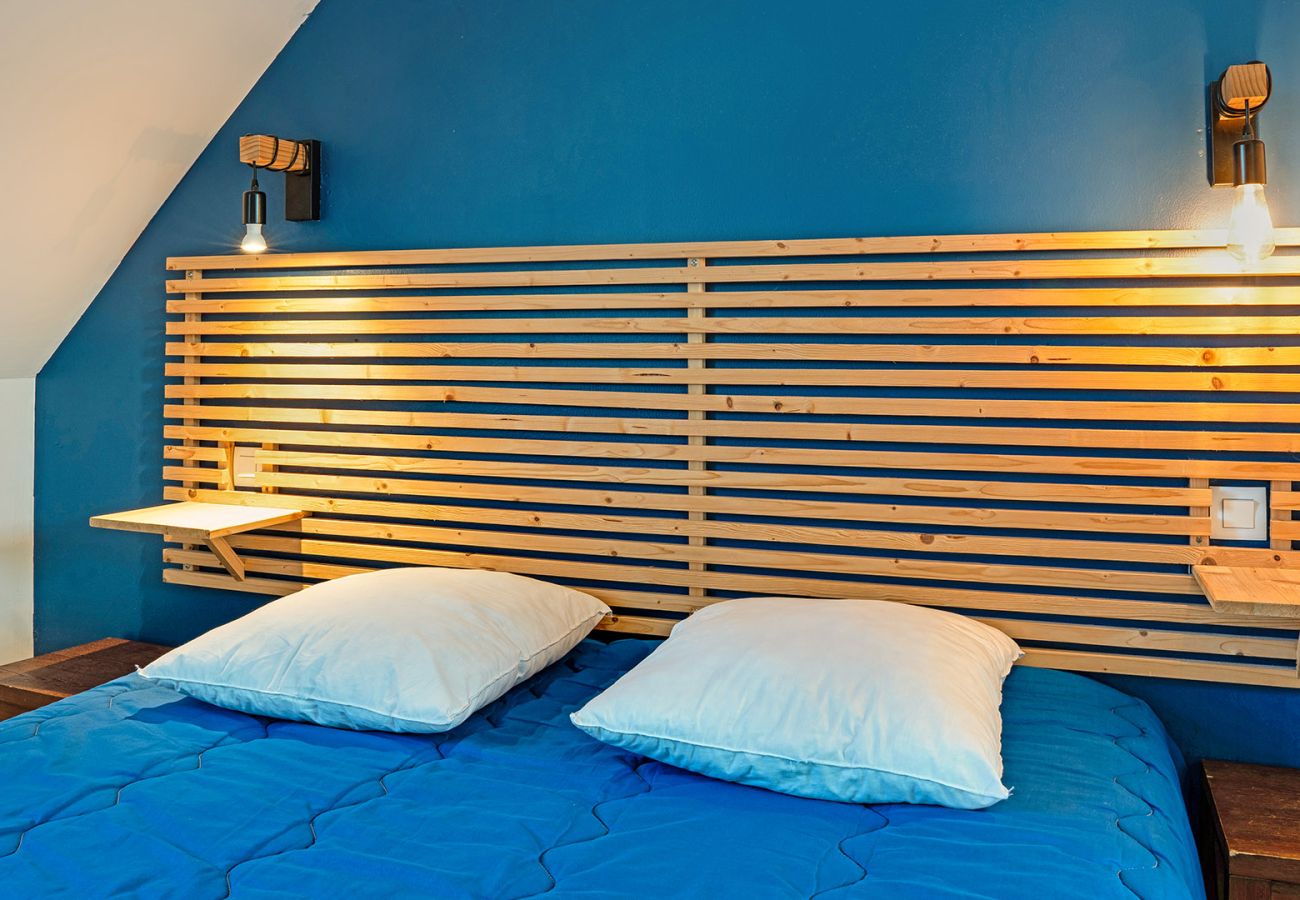 House in Saint-Nic - Charming home with a cozy outdoor space, ideal for 4 pers