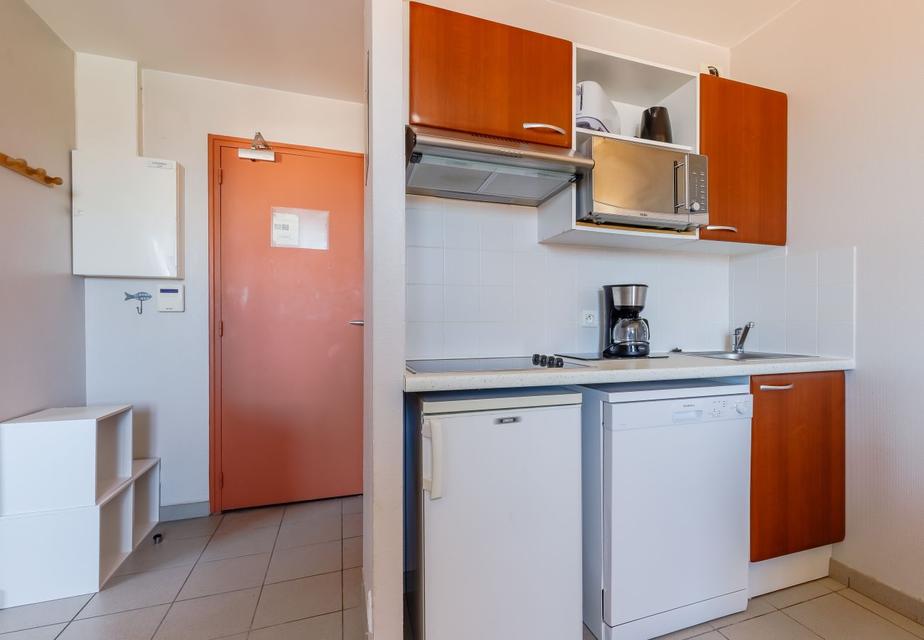 Apartment in La Tranche-sur-Mer - Nice Apt 5 pers near the beach with pool