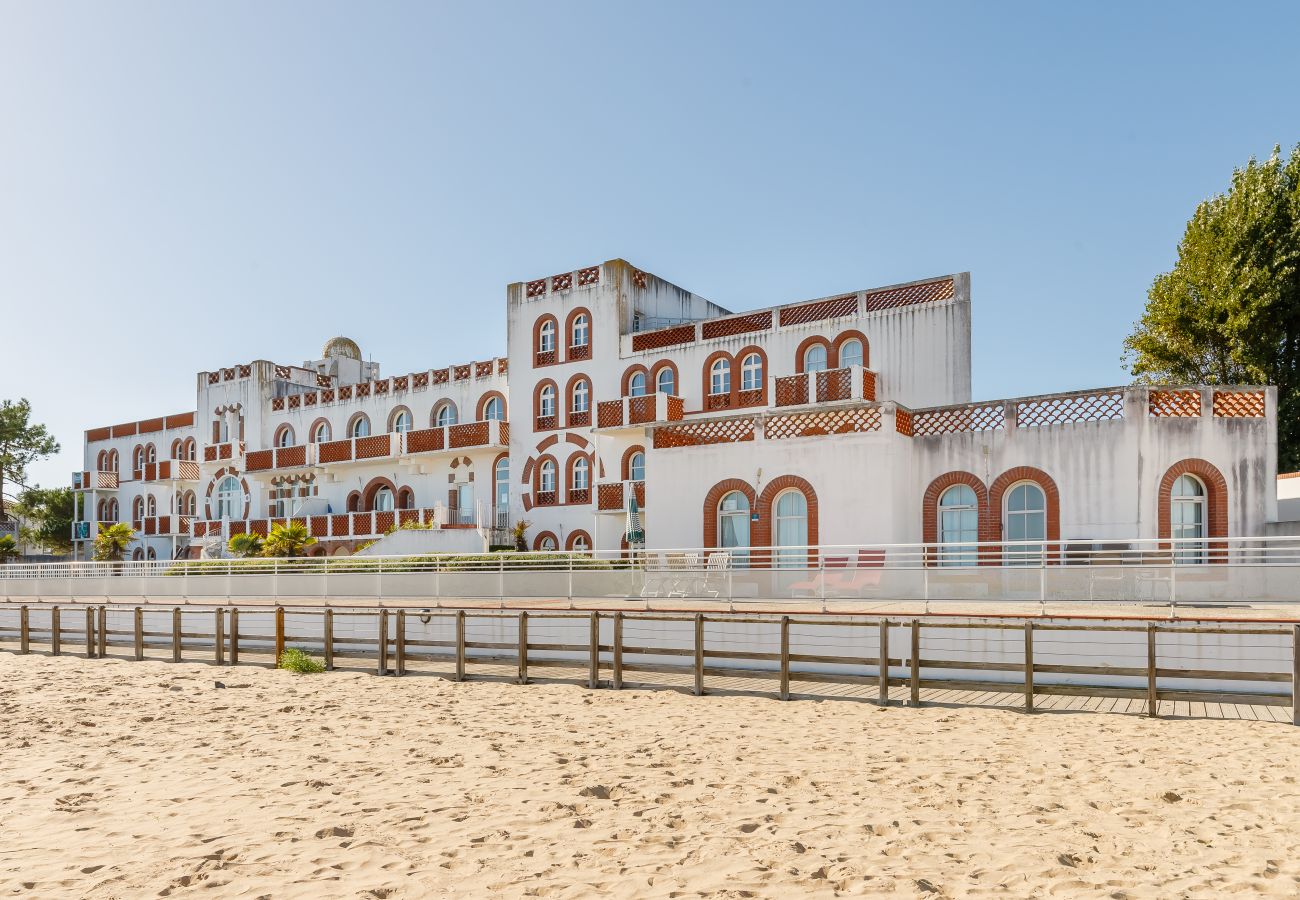 Apartment in La Tranche-sur-Mer - Nice Apt 5 pers near the beach with pool