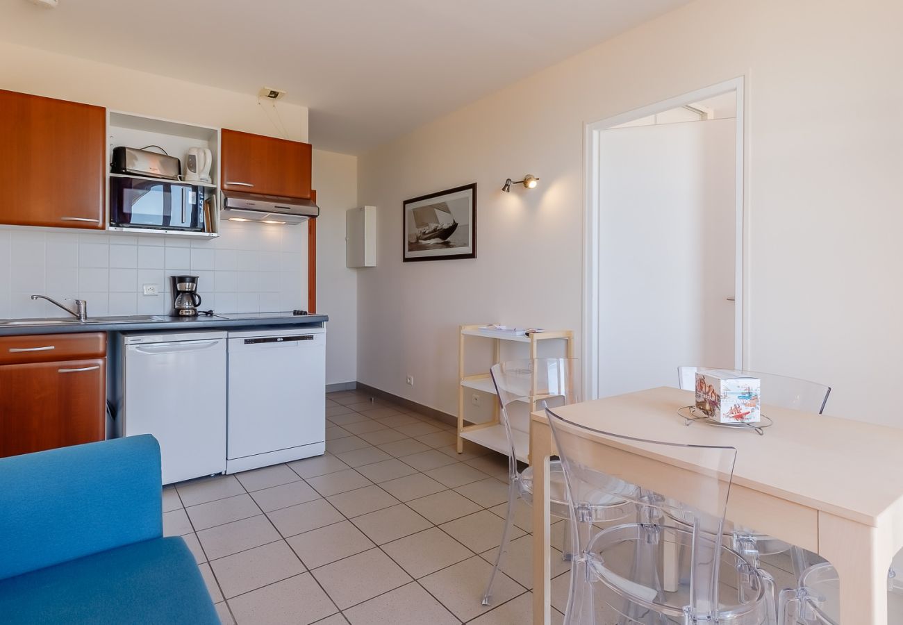 Apartment in La Tranche-sur-Mer - Apartment for 2 people, balcony, ocean view