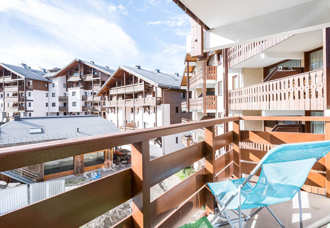Apartment in Morillon - Apartment with ski slope view, sleeps 6, balcony