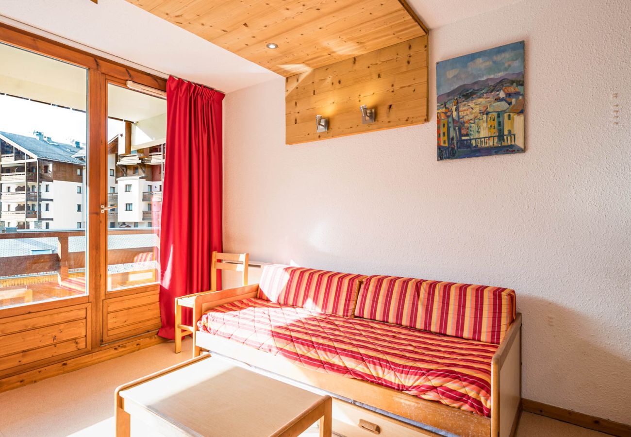 Apartment in Morillon - Apartment with ski slope view, sleeps 6, balcony