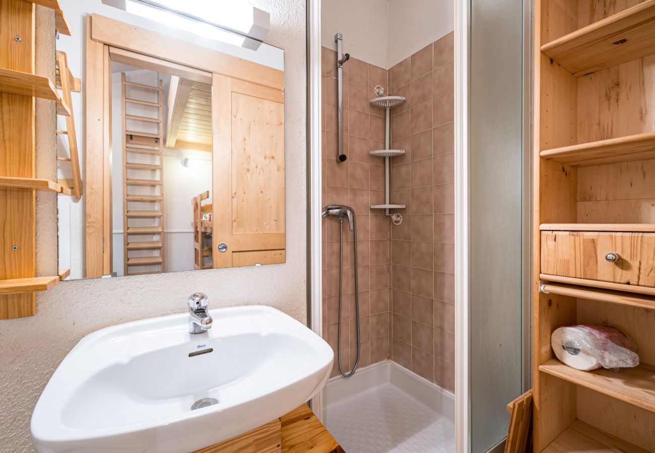 Apartment in Morillon - Nice Apt for 8 pers near the slopes