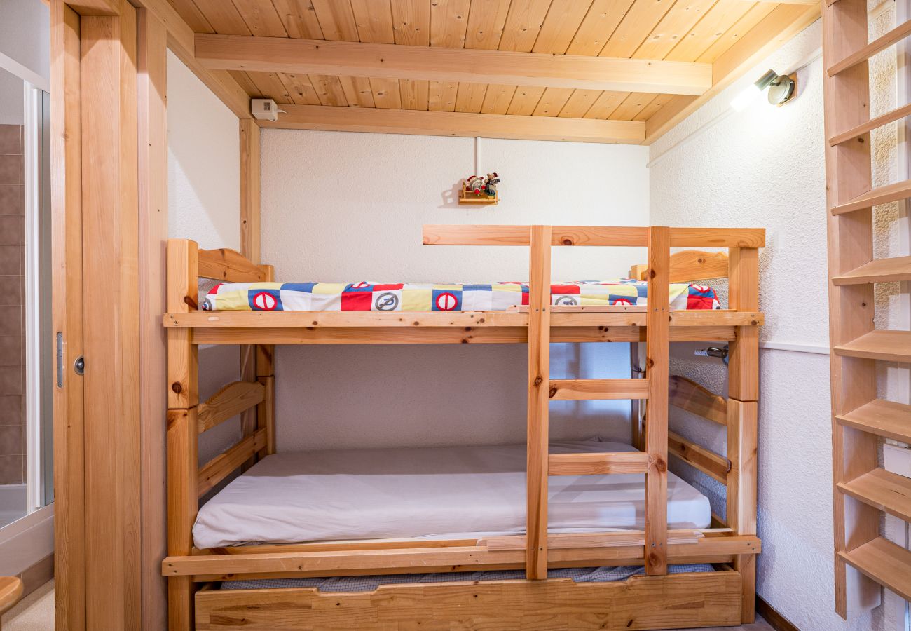 Apartment in Morillon - Nice Apt for 8 pers near the slopes