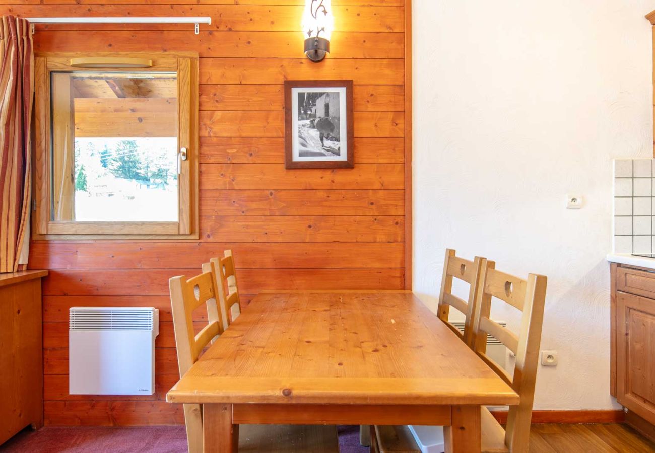 Apartment in Modane - Mountain apartment, sleeps 4, mountain view