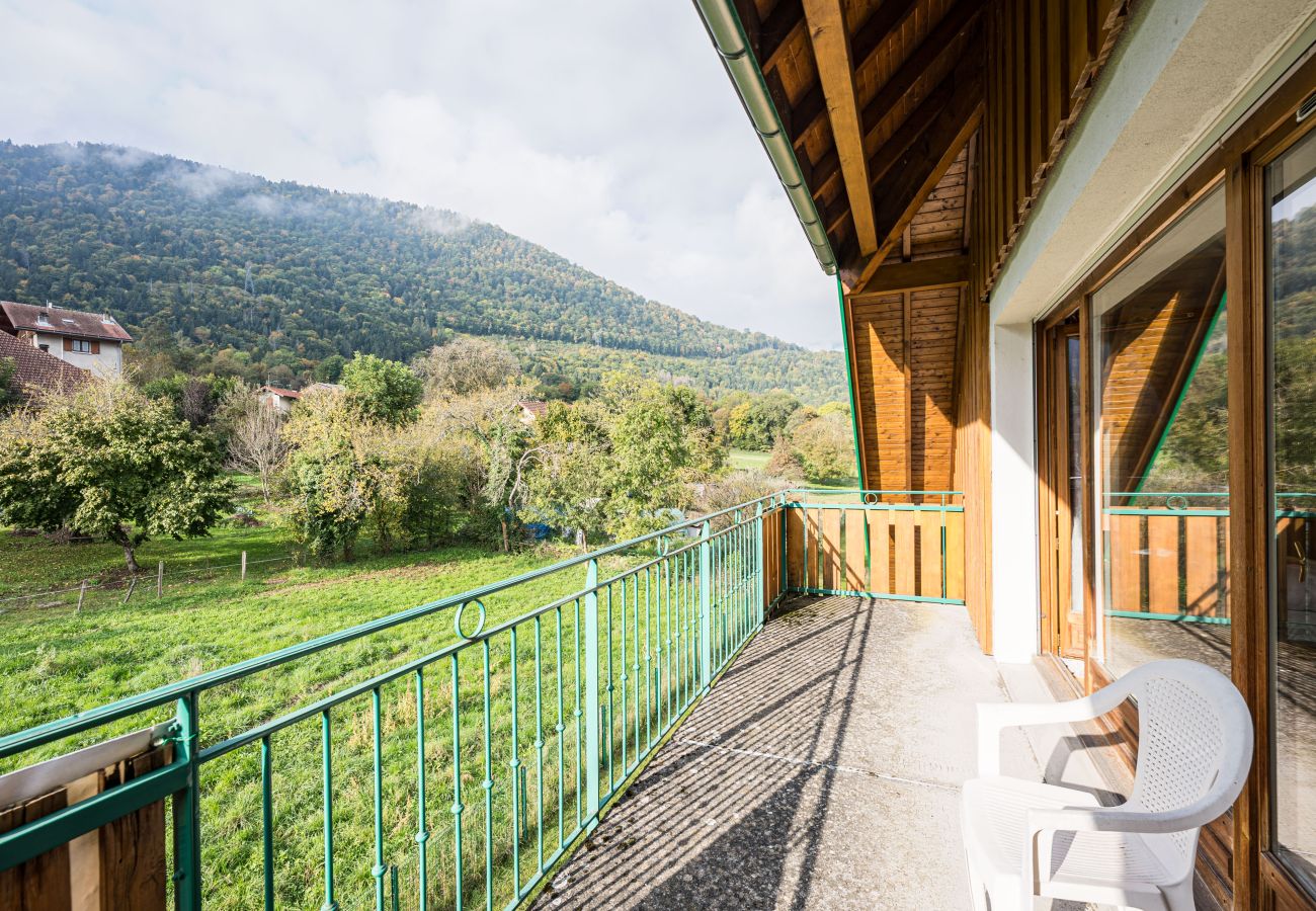 Apartment in Giez - Duplex apartment, sleeps 10, nature view