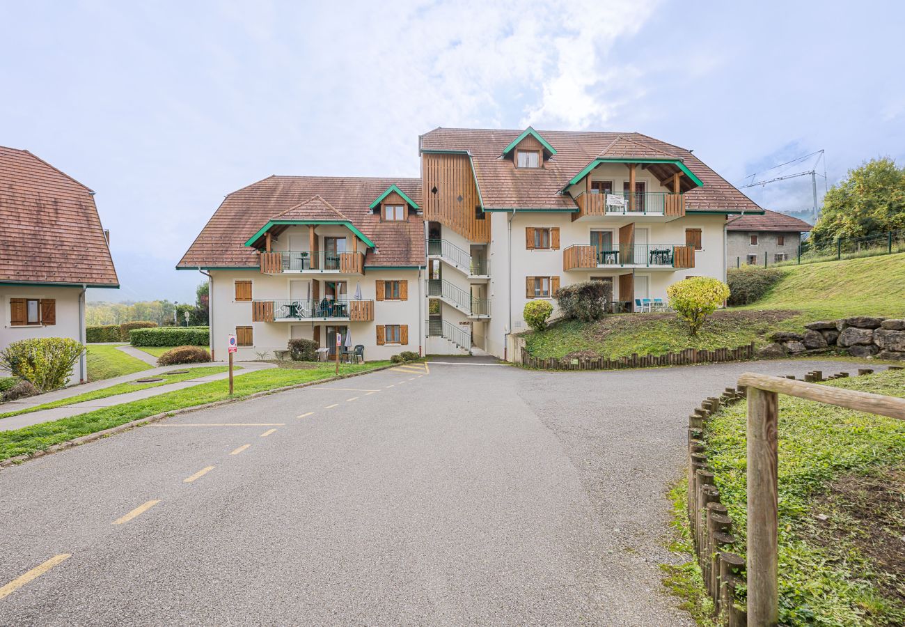 Apartment in Giez - Duplex apartment, sleeps 10, nature view