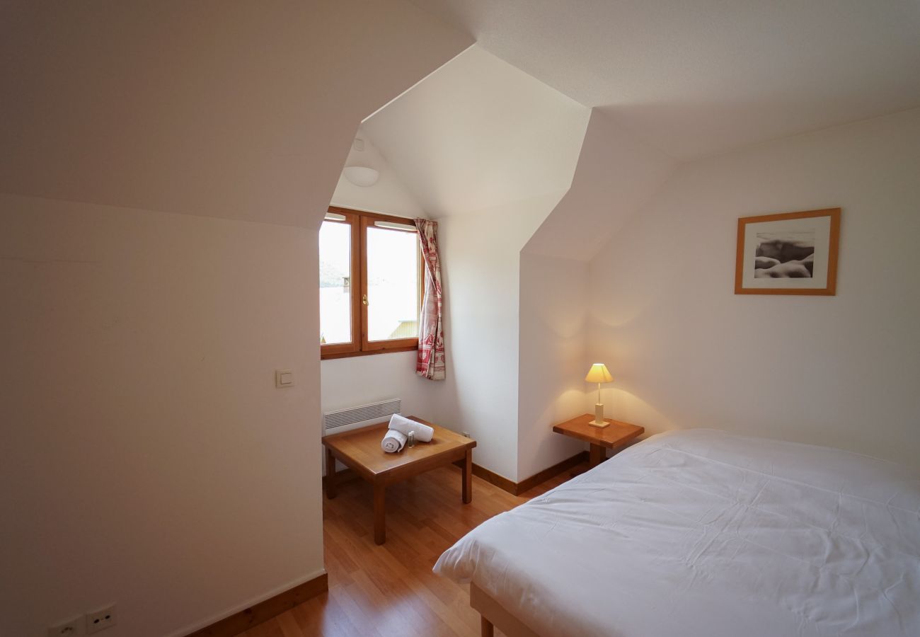 Apartment in Giez - Duplex apartment, sleeps 10, nature view