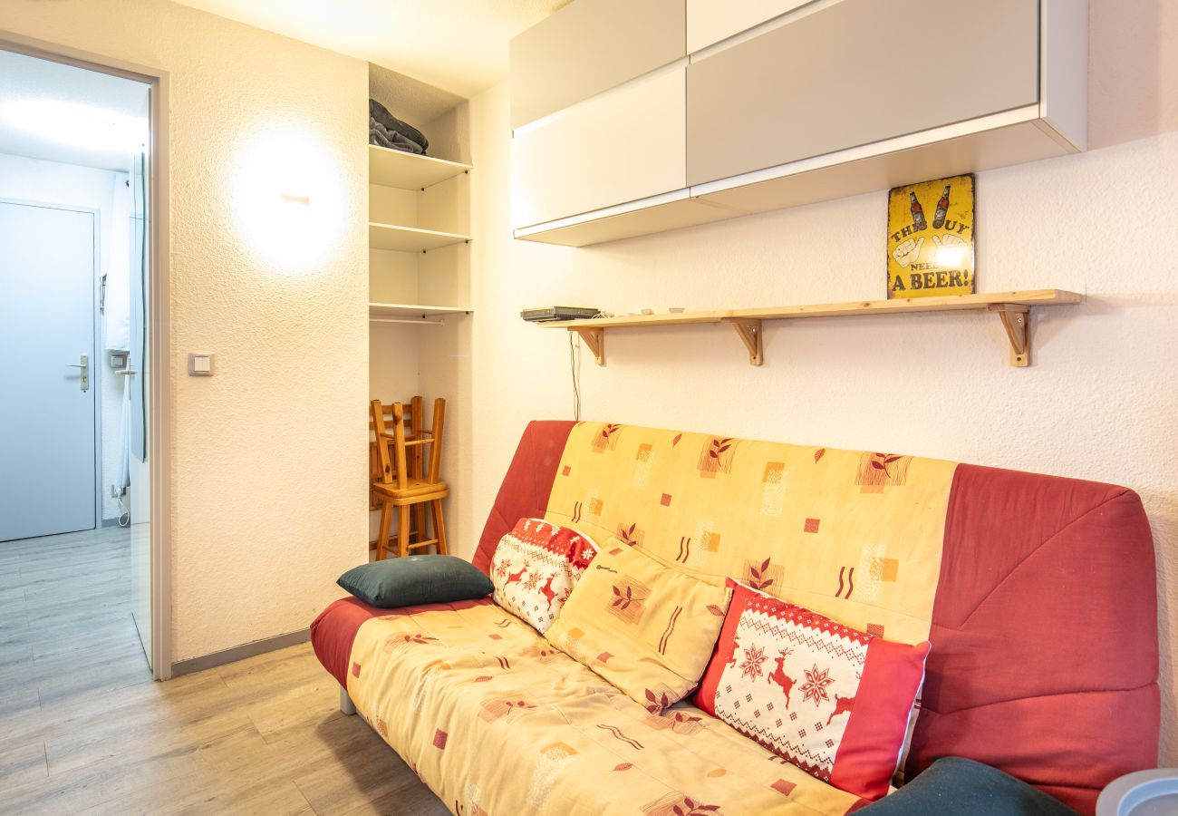 Studio in Morillon - Charming Apart for 6 Near the Slopes