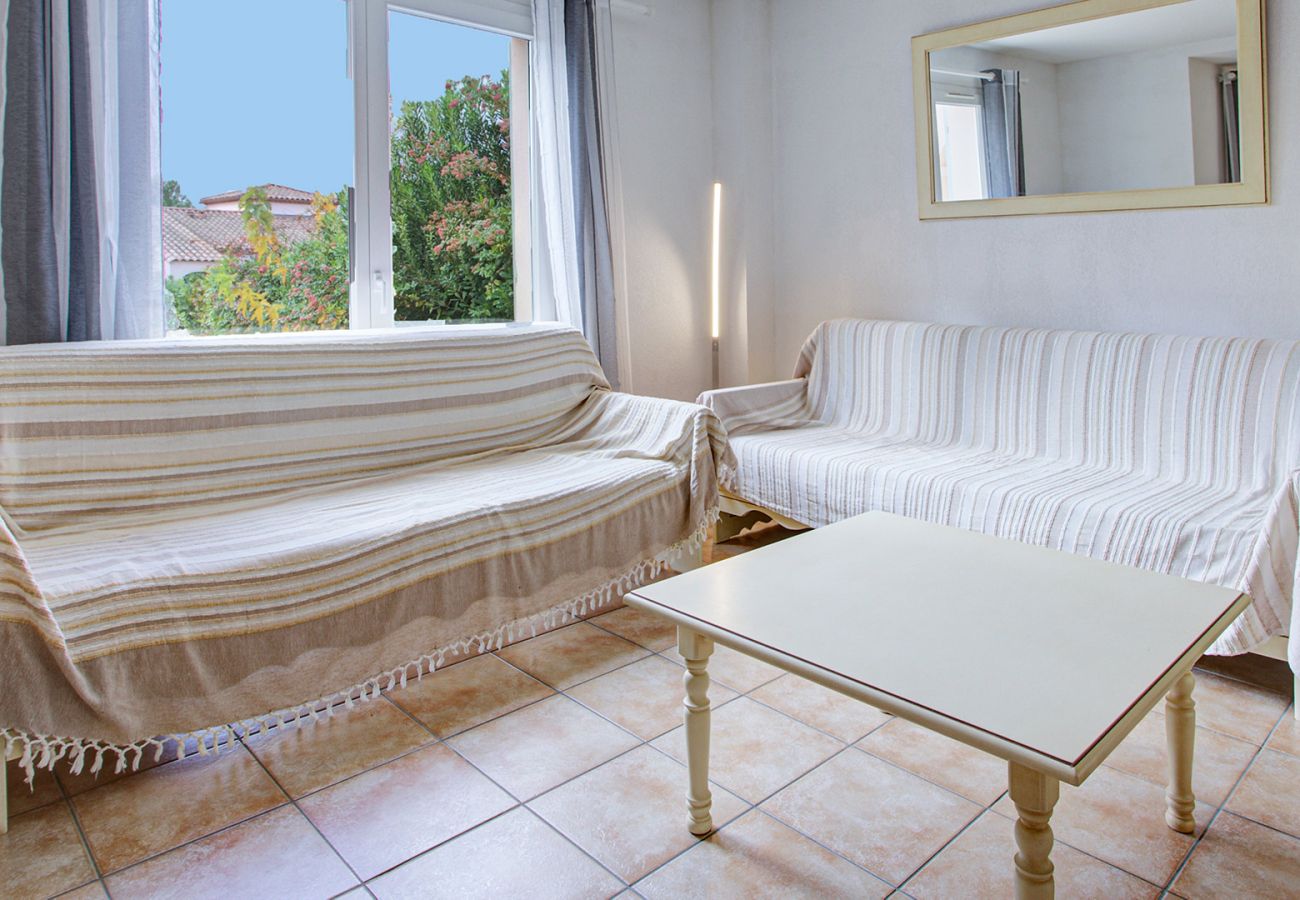 Villa in Homps - Beautiful villa with garden 8 pers