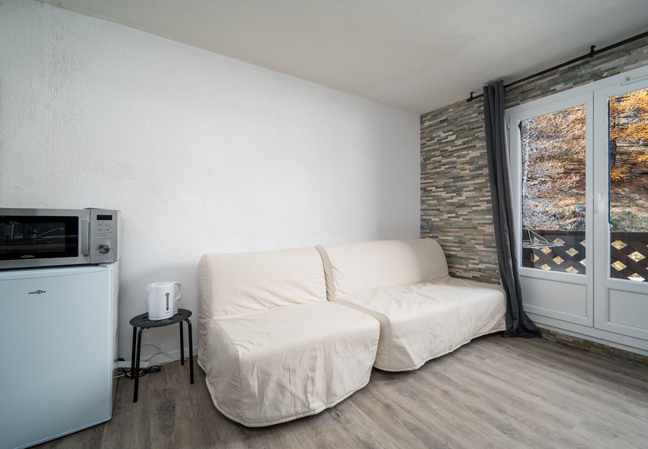 Studio in Allos - Studio for 4 pers near the slopes