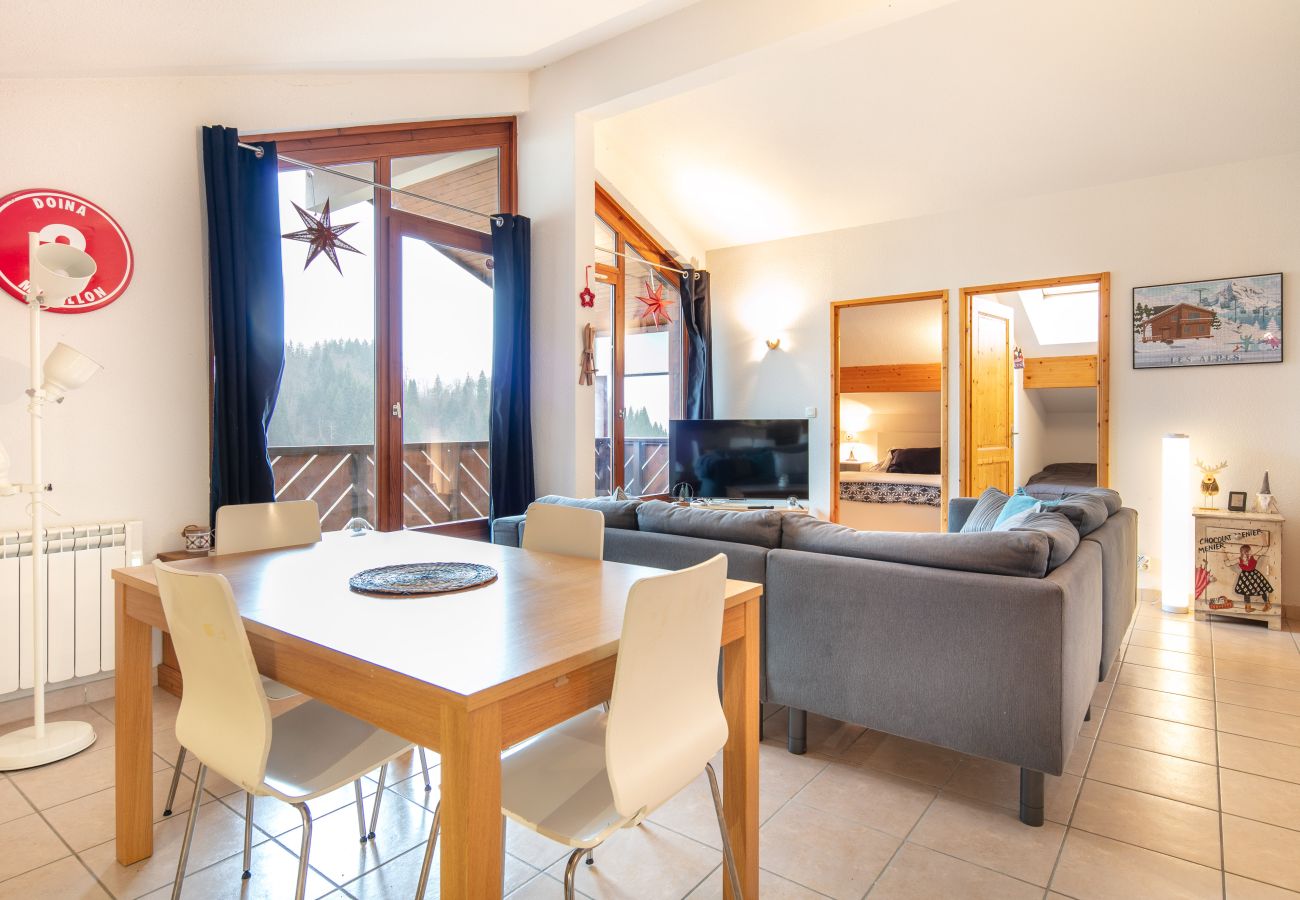 Apartment in Morillon - Splendid apartment, 3 bedrooms, sleeps 6, balcony with mountain views