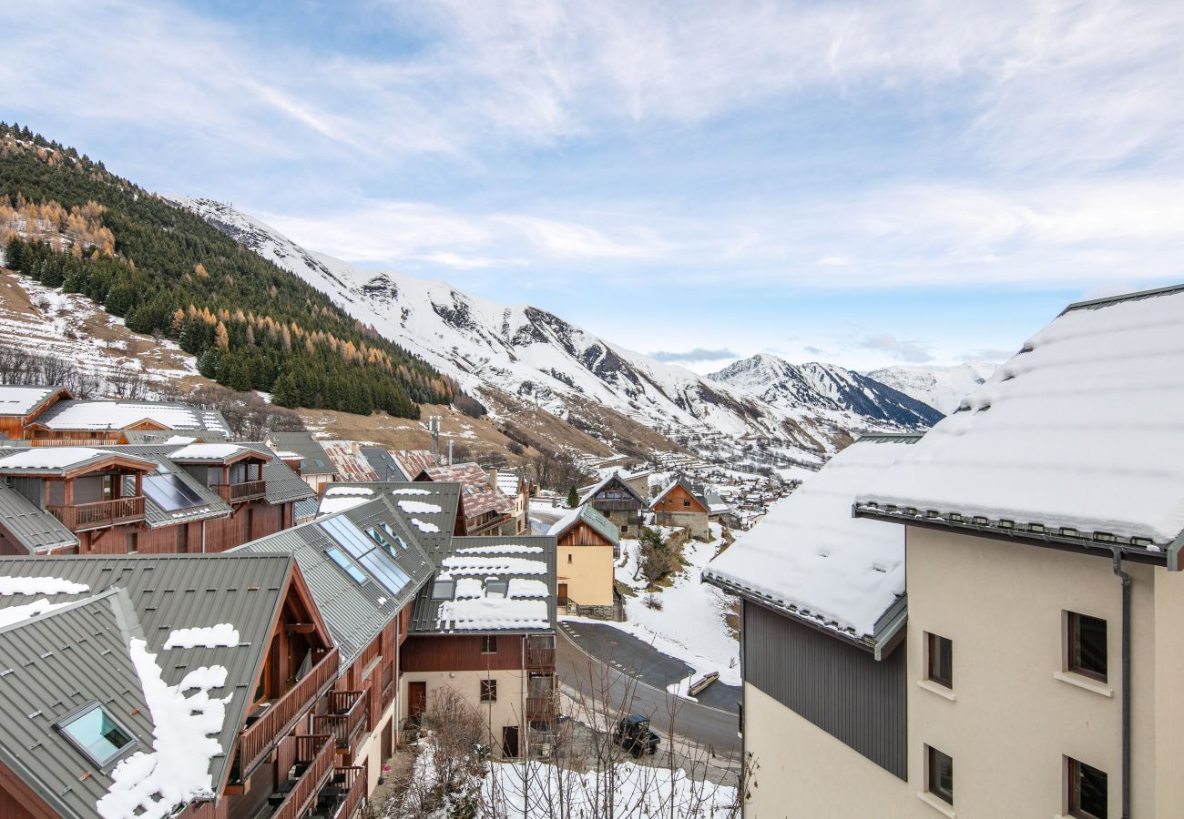 Apartment in Saint-Sorlin-d´Arves - Nice Apt for 6 pers mountain view