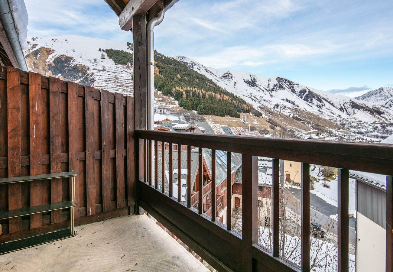 Apartment in Saint-Sorlin-d´Arves - Nice Apt for 6 pers mountain view