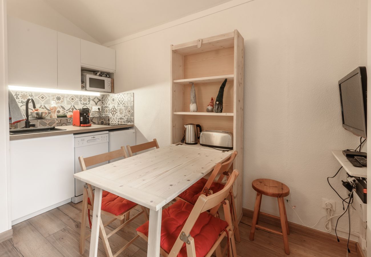 Apartment in Morillon - Apartment for 4 people, balcony, mountain view