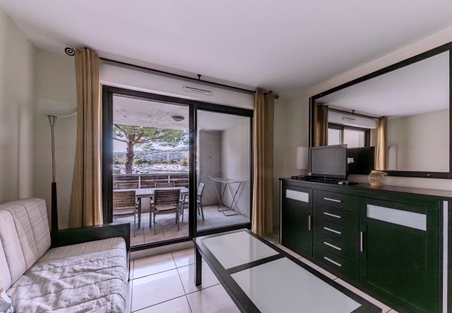 Apartment in Mandelieu-la-Napoule - Charming apart for 4pers, close to the marina