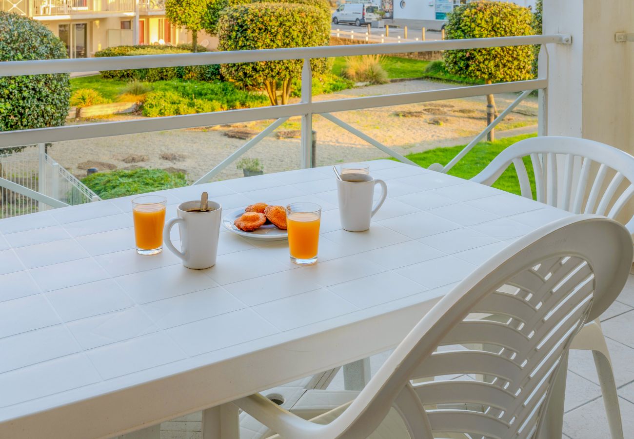 Apartment in Plougonvelin - Bright apartment, balcony, sleeps 4