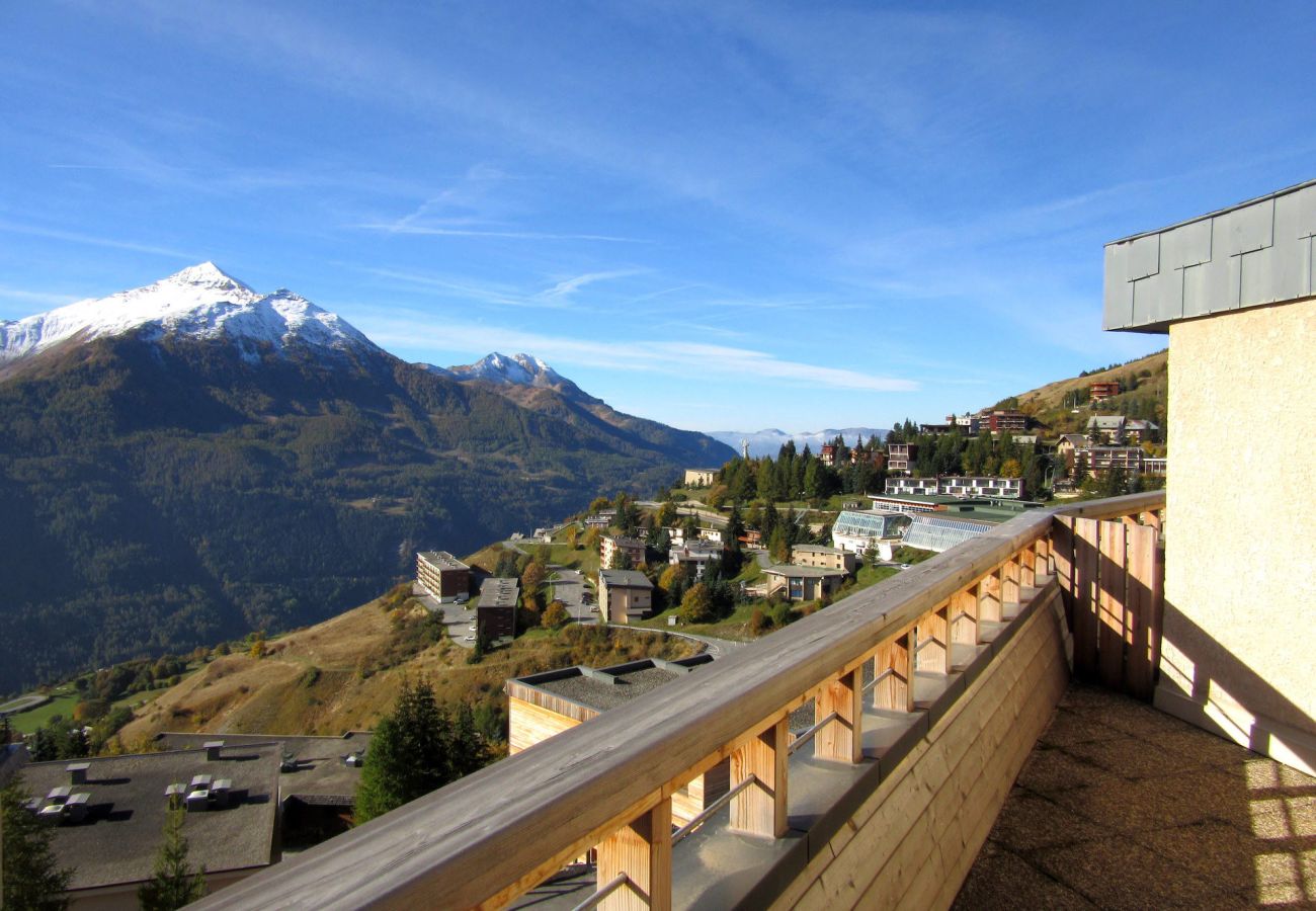 Apartment in Orcières - Semi-detached apartment, sleeps 8, terrace, mountain view