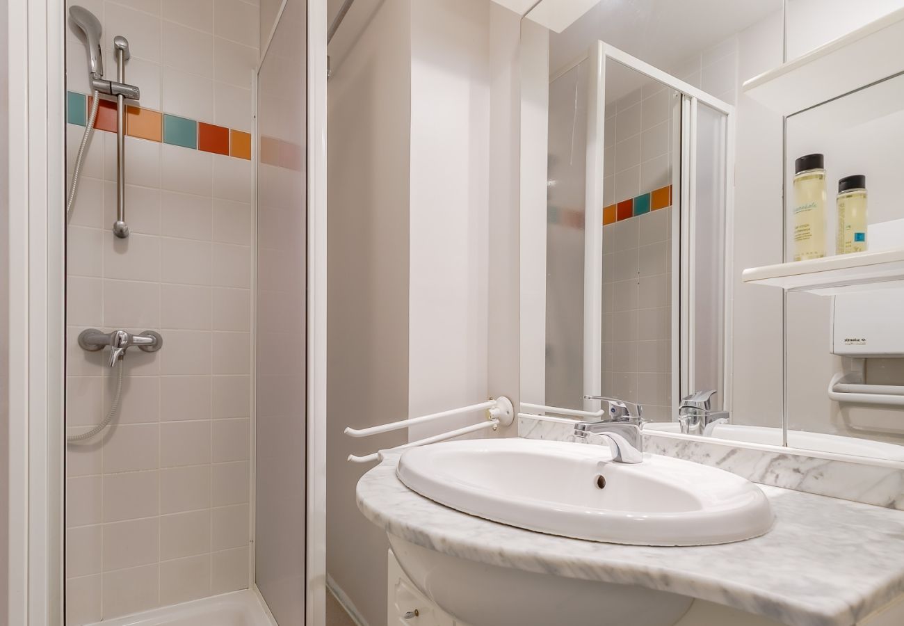 Apartment in La Tranche-sur-Mer - Apartment for 4 people, close to the ocean, terrace