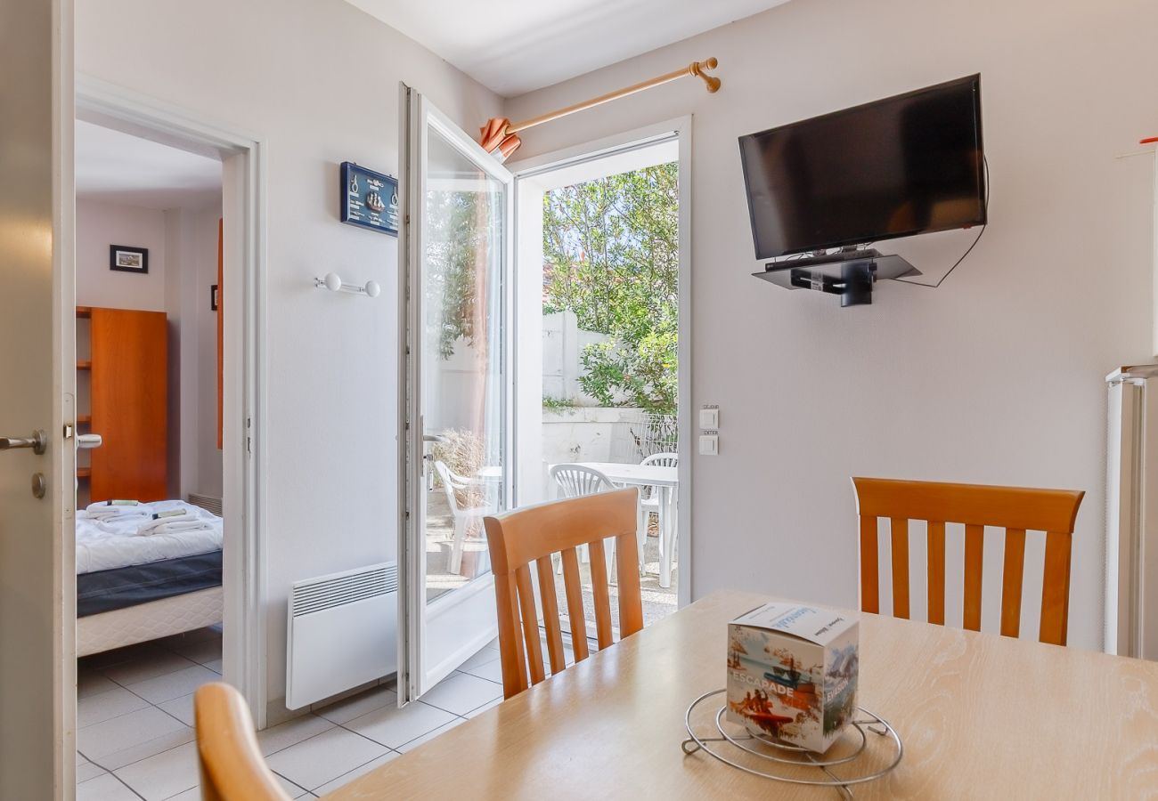 Apartment in La Tranche-sur-Mer - Apartment for 4 people, close to the ocean, terrace