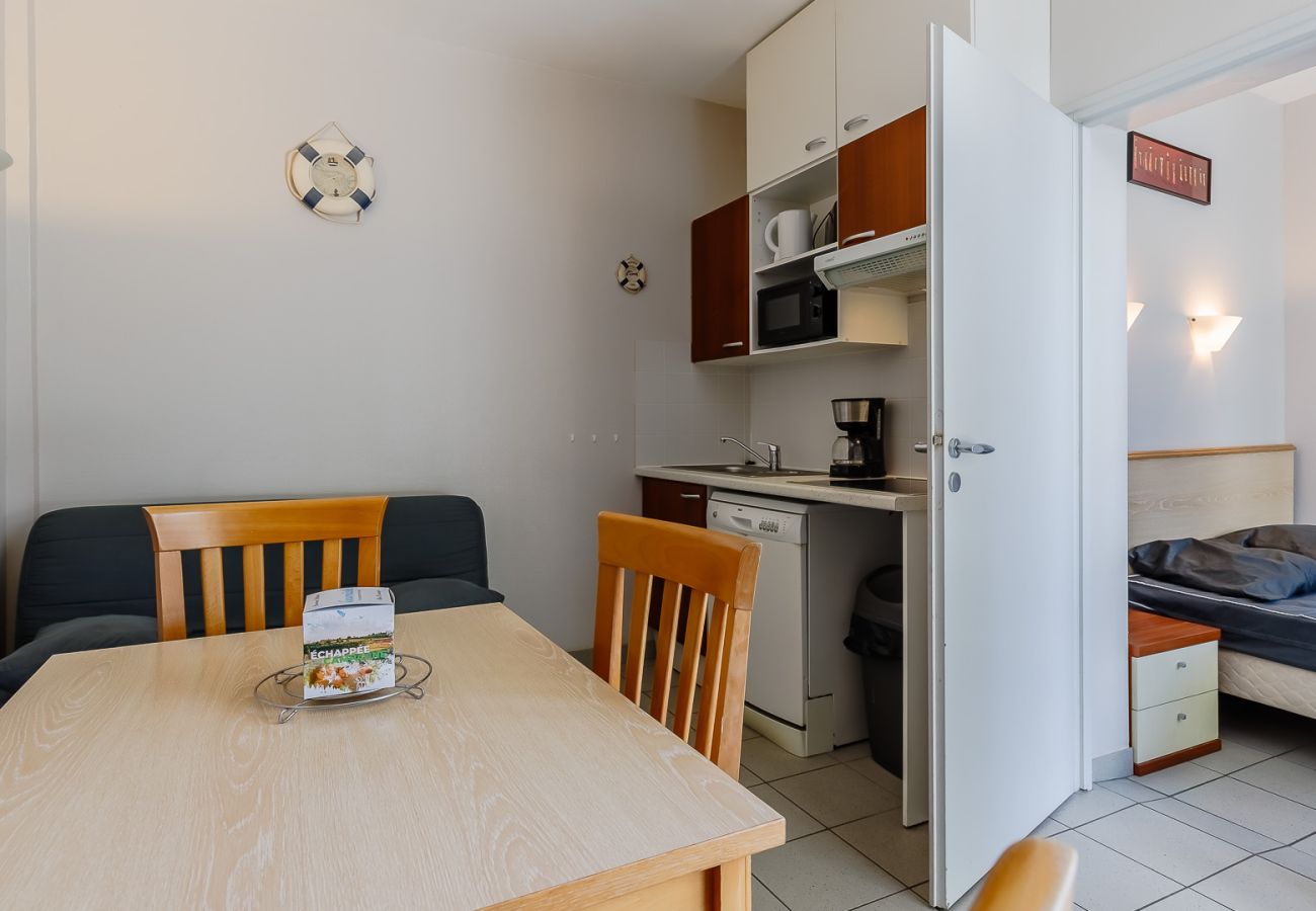 Apartment in La Tranche-sur-Mer - Apartment for 4 people, close to the ocean, terrace