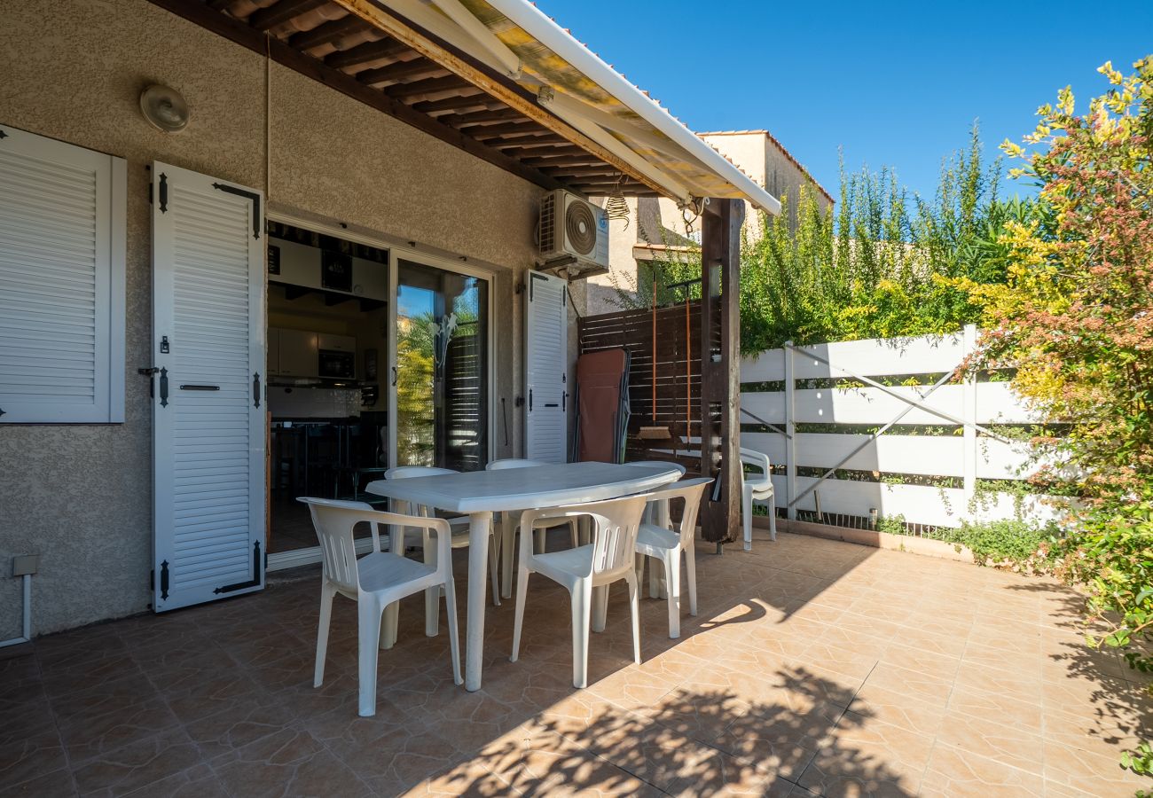 Apartment in Agde - Charming apart for 8 pers near the sea