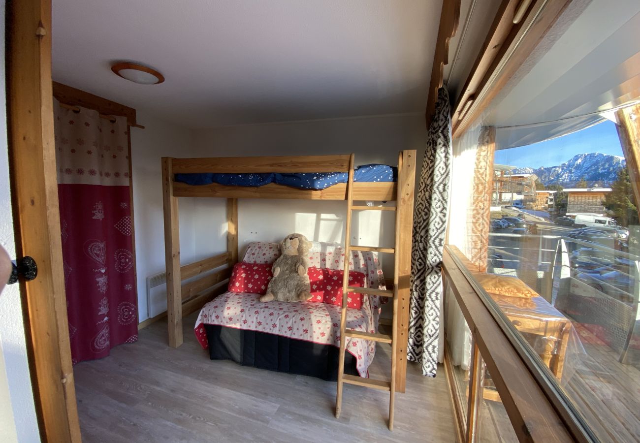 Apartment in Chamrousse - Apartment for 7 people, balcony, mountain view