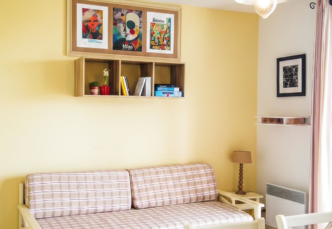 Apartment in Plougonvelin - charmant appartement 5 pers vue mer