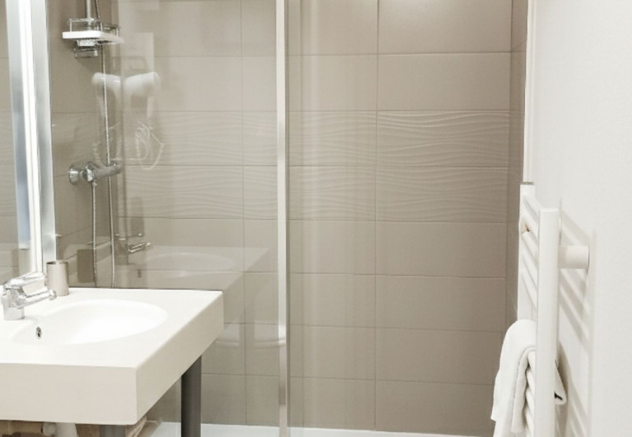 Apartment in Plougonvelin - charmant appartement 5 pers vue mer