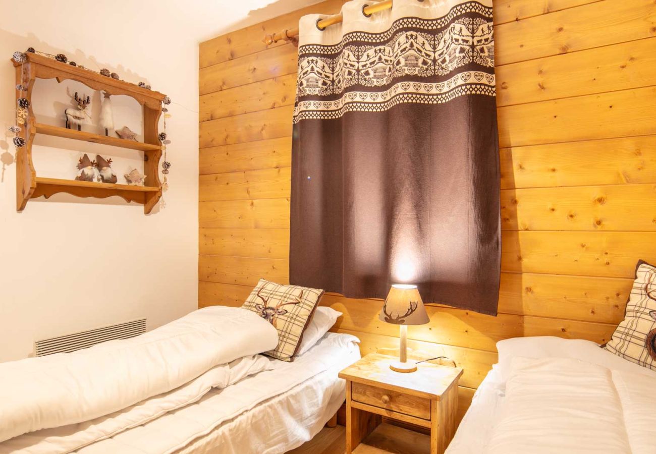 Apartment in Morillon - Appt cosy ski aux pieds 7-8 Pers 