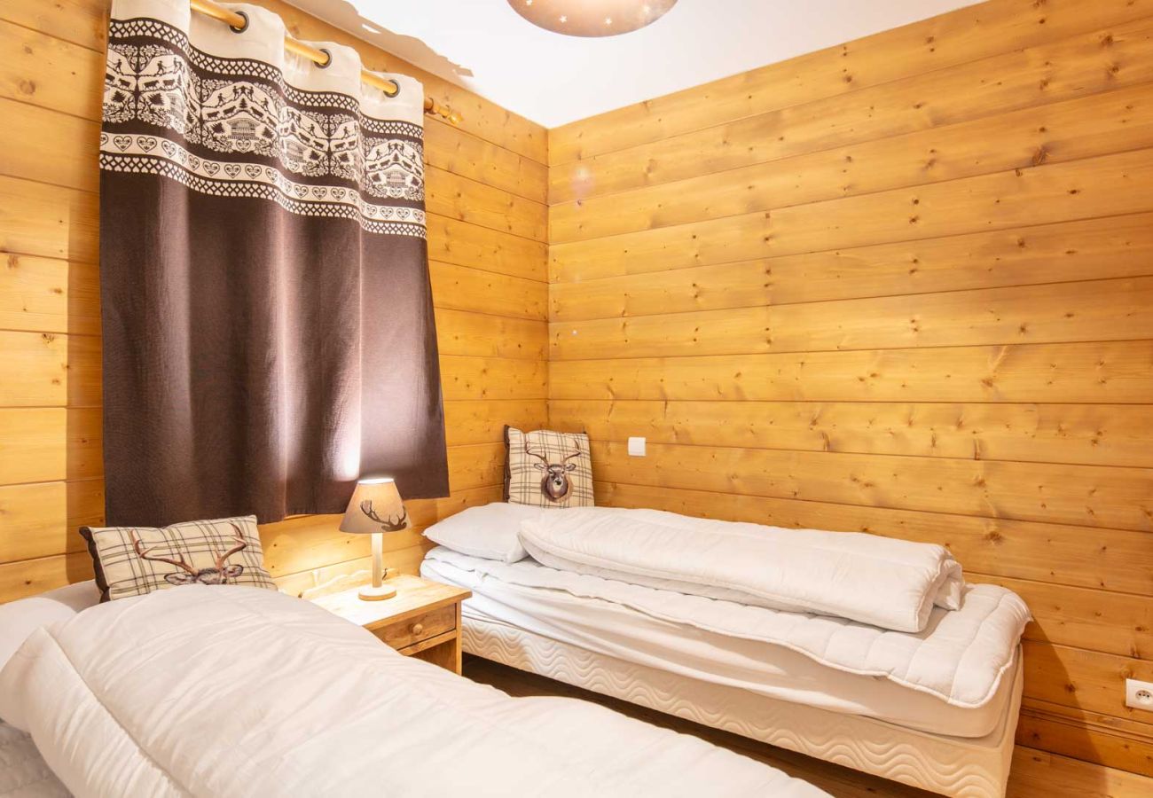 Apartment in Morillon - Appt cosy ski aux pieds 7-8 Pers 