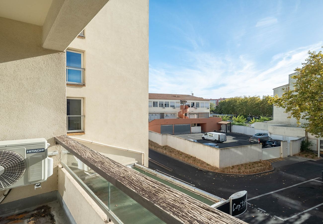 Studio in Agde - Nice bright studio apartment for 2 people