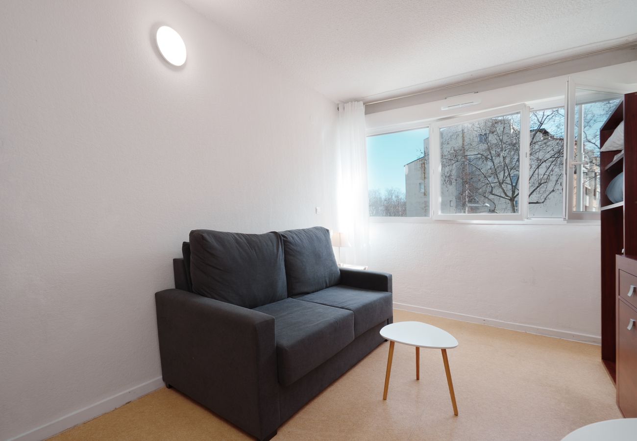 Studio in Agde - Charming Studio - Sleeps 2 - Close to the sea