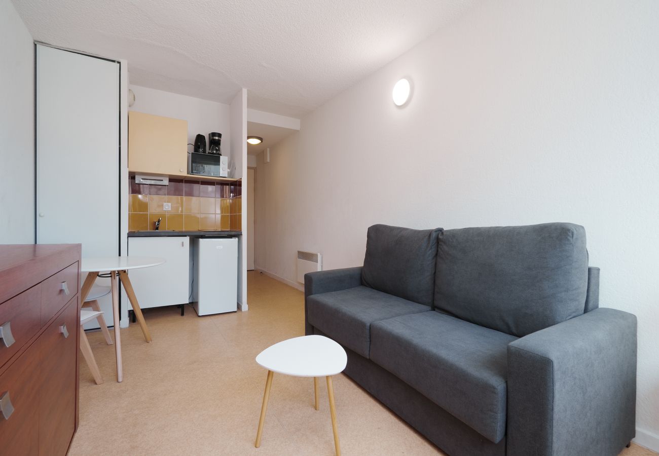 Studio in Agde - Charming Studio - Sleeps 2 - Close to the sea