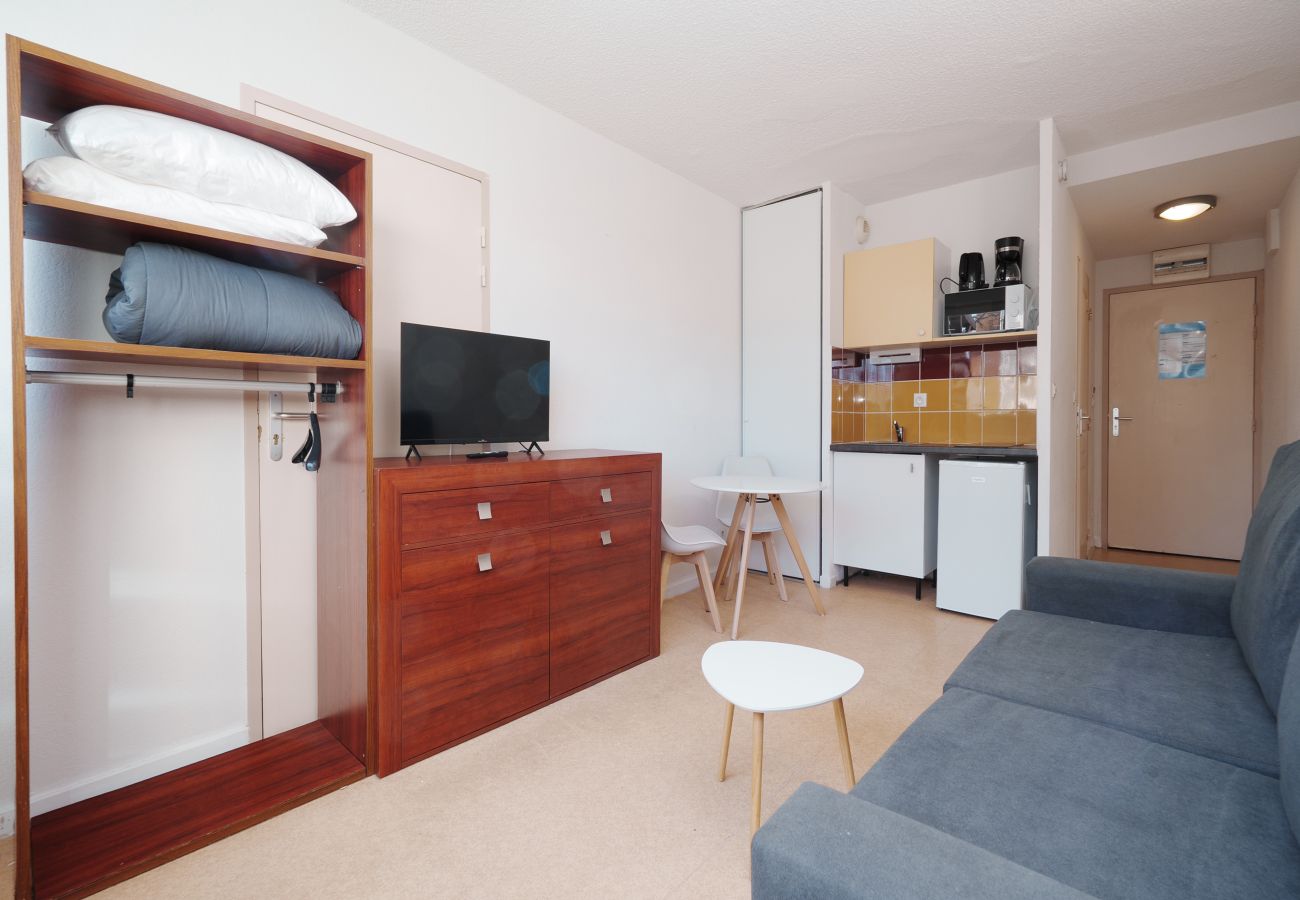 Studio in Agde - Charming Studio - Sleeps 2 - Close to the sea