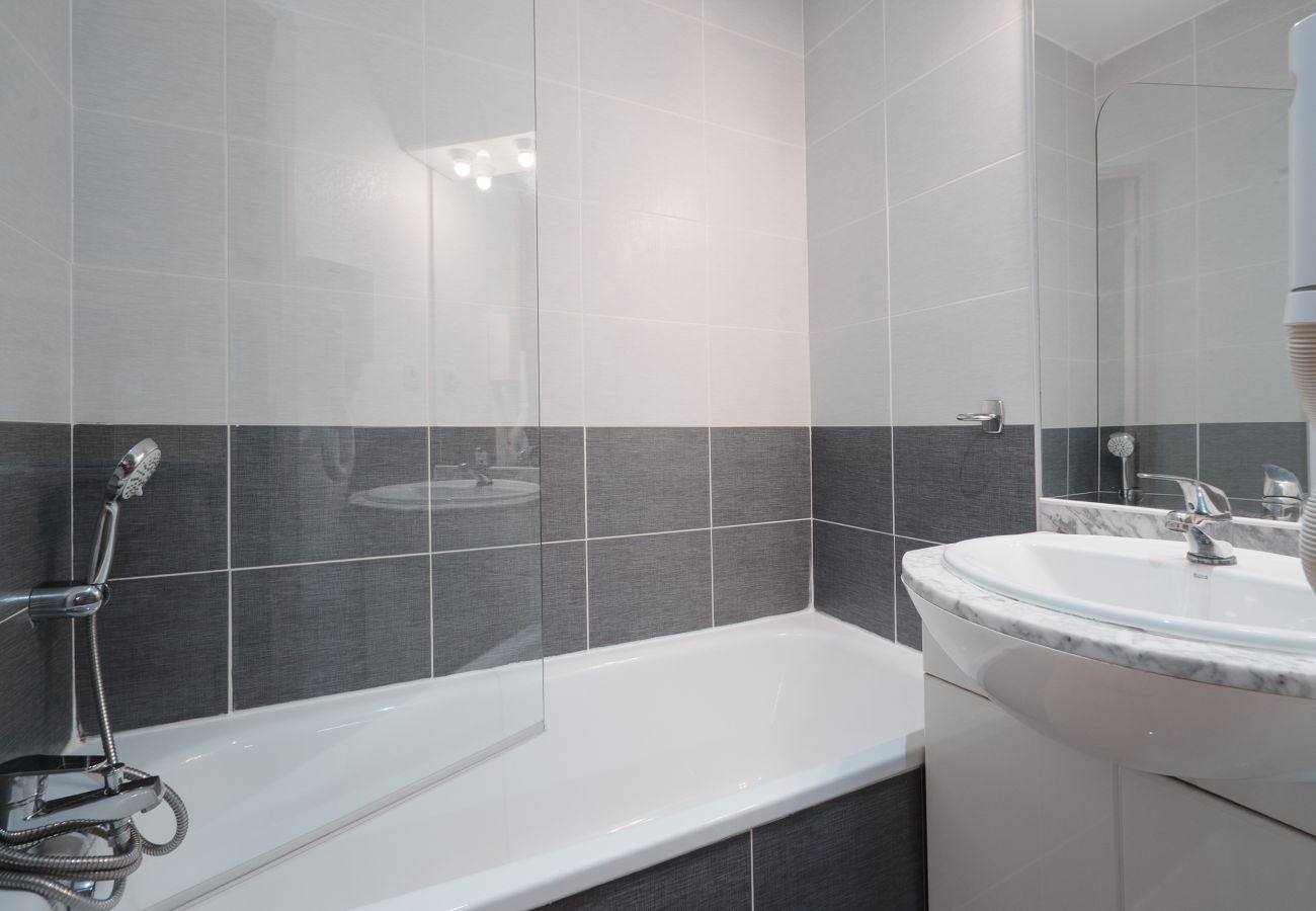 Studio in Agde - Charming studio apartment for 2 people