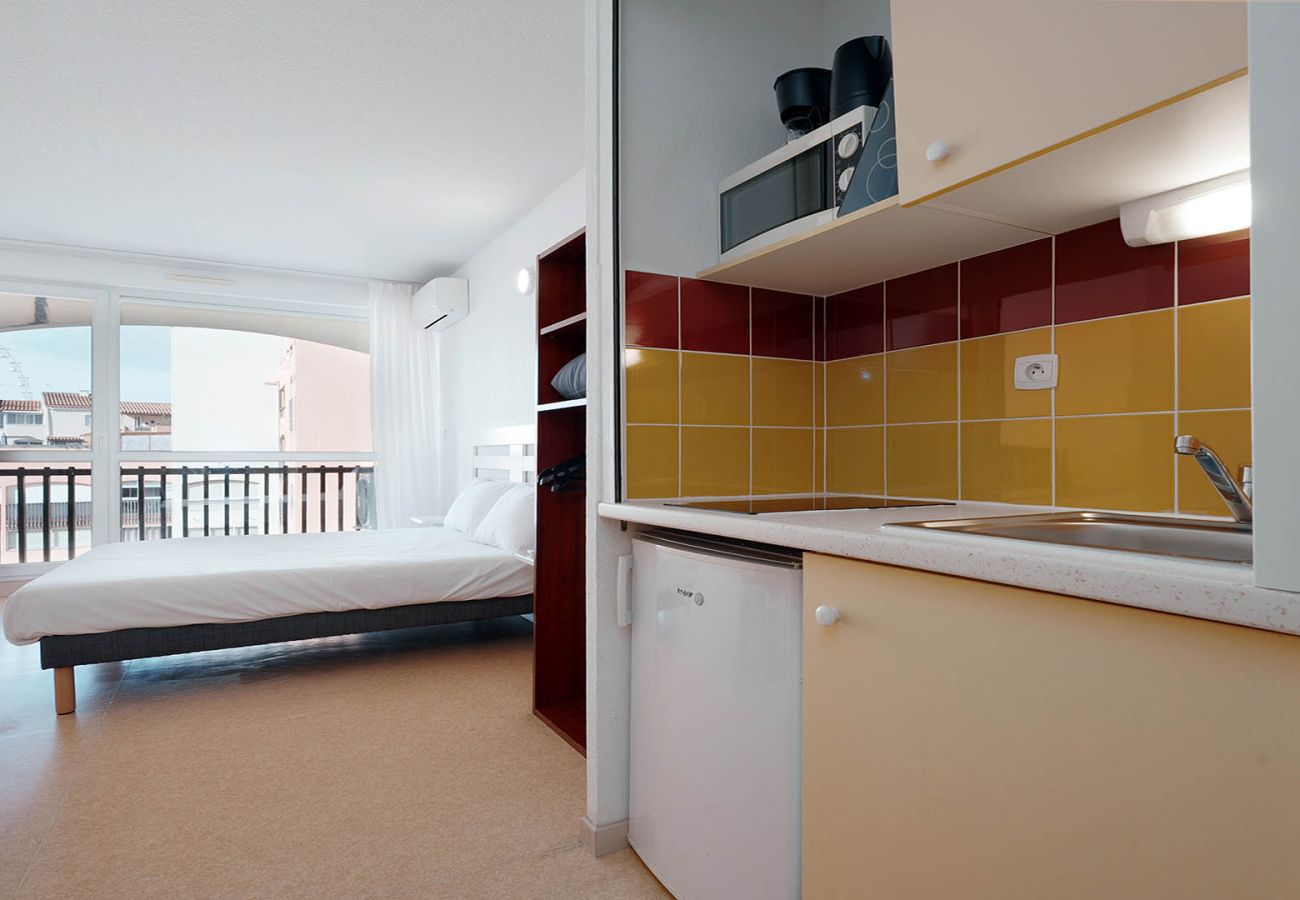 Studio in Agde - Charming Studio - Sleeps 2 - Close to the sea