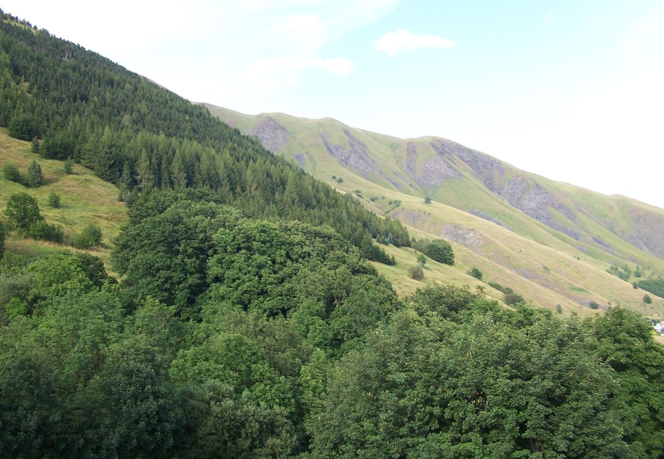 Apartment in Saint-Sorlin-d´Arves - Large Family Apartment - Mountain View - Sleeps 7/8