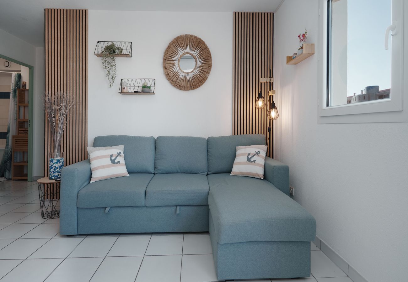 Apartment in Agde - Charming apartment for 5 people with sea view