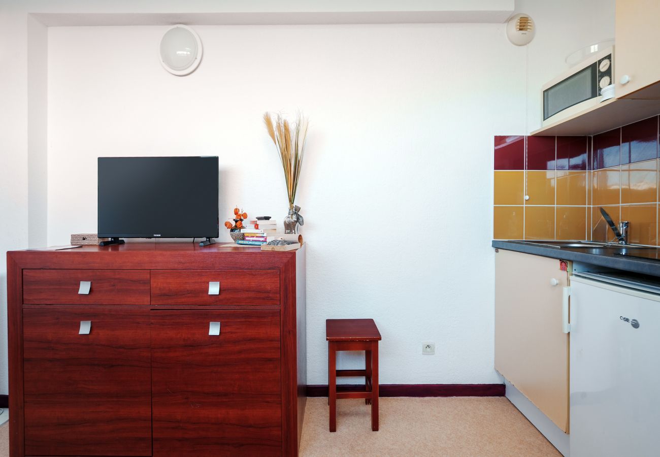 Studio in Agde - Charming Studio - Sleeps 3 