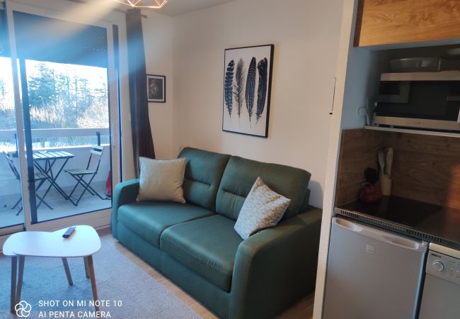 Studio in Chamrousse - Nice studio apartment in the mountains - sleeps 5 - balcony